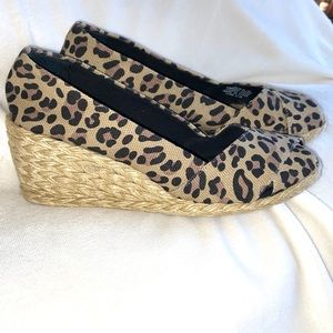 Ralph Lauren leopard peek toe canvas wedges 7